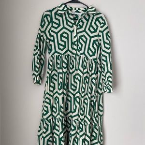 Green Geometric Print Tiered Shirt Dress